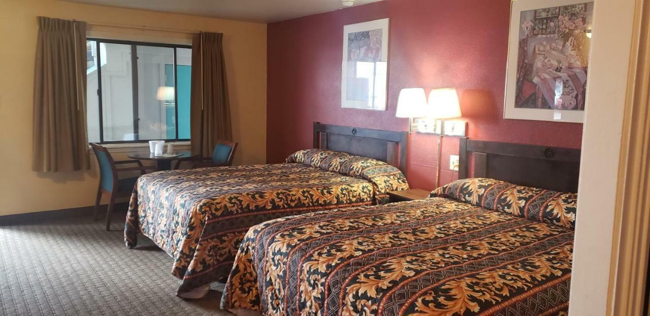 Circle S Motel Colorado Springs Ruang foto